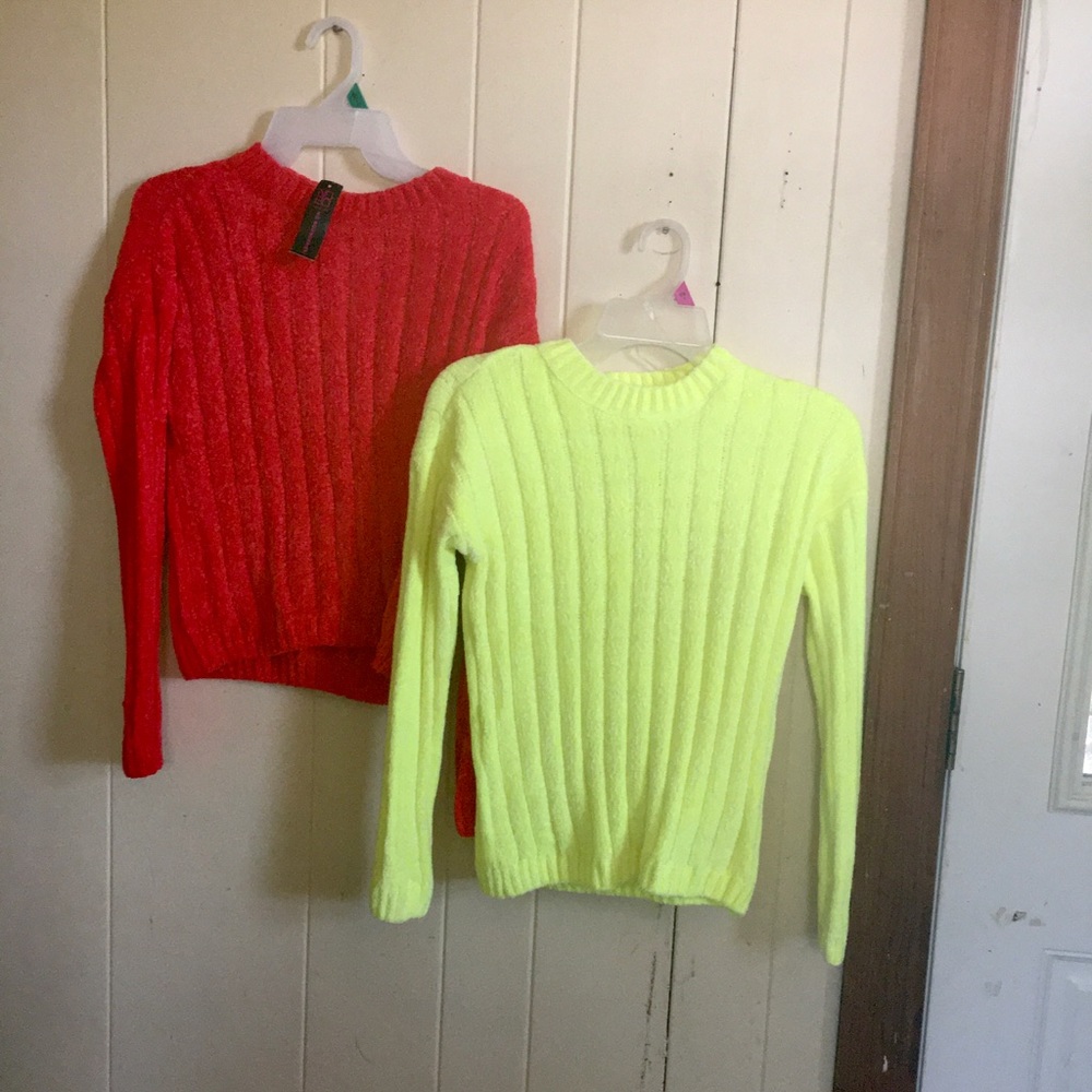 NWT women’s Sweaters